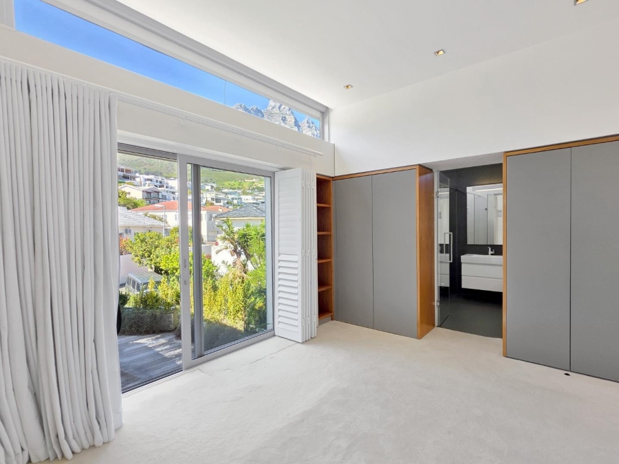 To Let 3 Bedroom Property for Rent in Camps Bay Western Cape